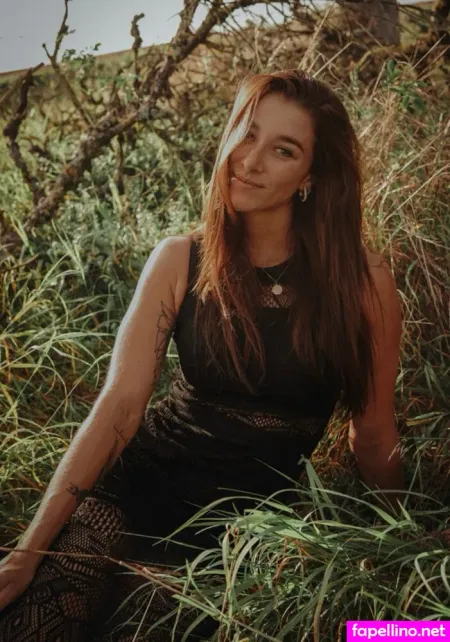 Wer Kennt Sie OnlyFans Thumbnail #I3aEBViIjK