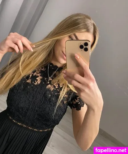 Weronika Wos OnlyFans Thumbnail #ew6meDo5Kv