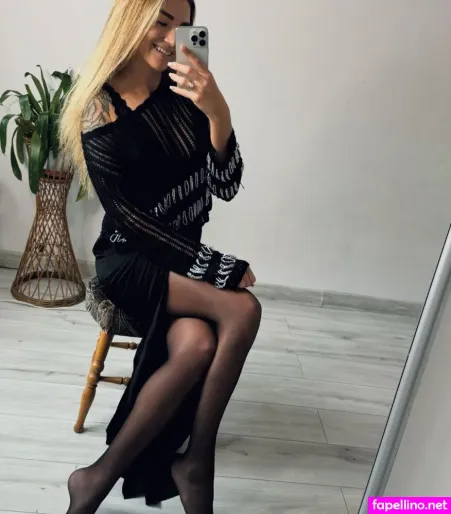 Weronika Wos OnlyFans Thumbnail #iKl5S45vac