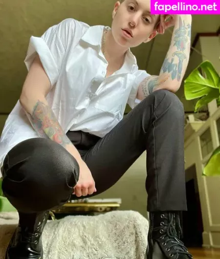 Wesley Fox OnlyFans Thumbnail #fDGxOJVMGo