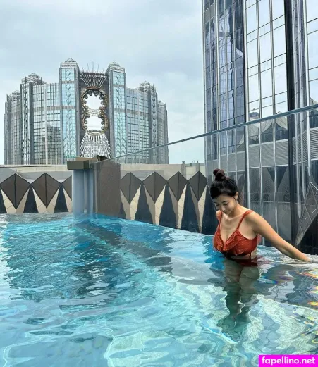 West Tung OnlyFans Thumbnail #n1XLgs51vN