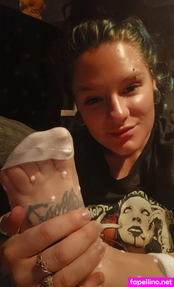 lil_wet_hippie, wet_hippie Nude Leaked OnlyFans Photo #vIJK9tpSoN