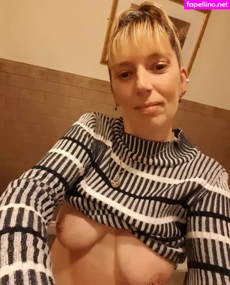 Wet Naughty Kitty OnlyFans Thumbnail #veBdNCdBJs