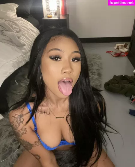 Wetchinaaa OnlyFans Thumbnail #CBEvZworLE