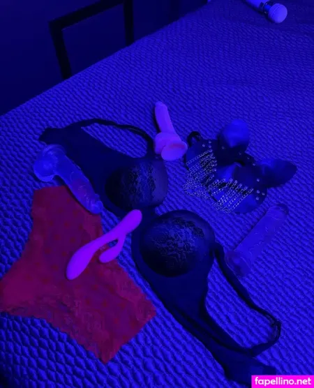 Wetdreammylf OnlyFans Thumbnail #U2Ir0LjZHz