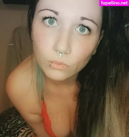 Wetrosie OnlyFans Thumbnail #8XS8Ij3HnN