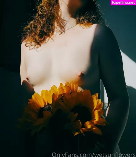 Wetsunflowers OnlyFans Thumbnail #8UyD1QBodL
