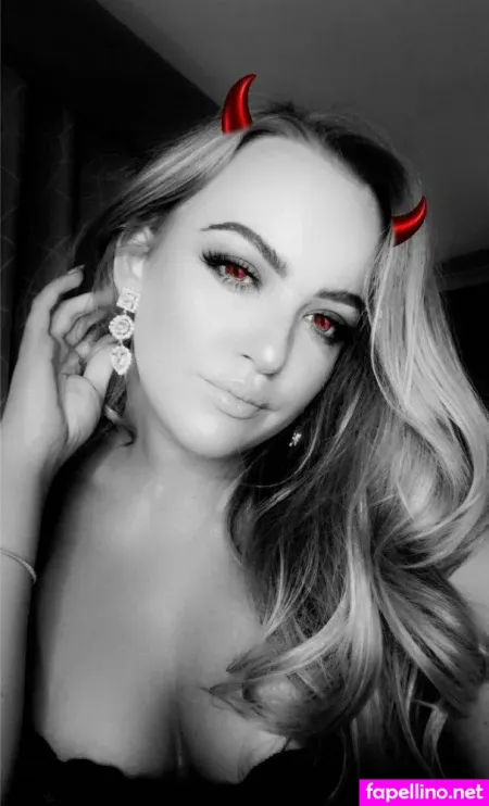 Wett Wag OnlyFans Thumbnail #i1YZgkgw4x