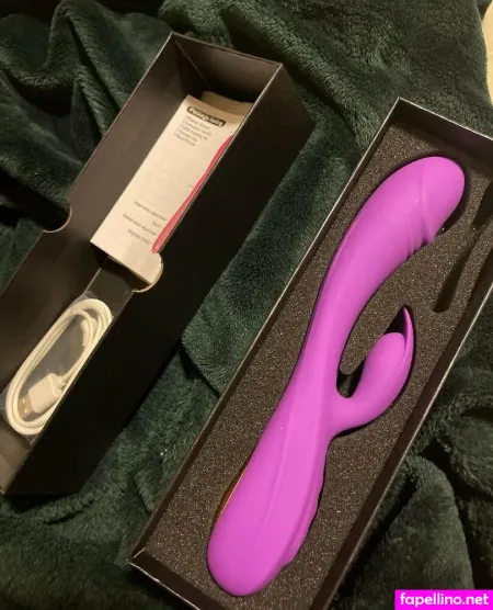 Wetwhitebrown OnlyFans Thumbnail #2YrcgiBLiH