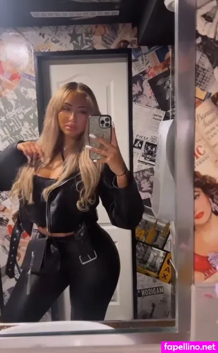 Weweska OnlyFans Thumbnail #HcjOvG3LHI