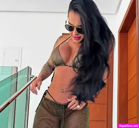 Wh0rehound OnlyFans Thumbnail #M5LXZpl2A9