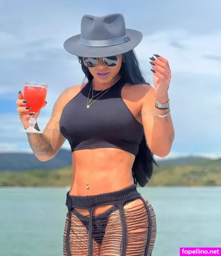 Wh0rehound OnlyFans Thumbnail #i6M0SZ0cLS