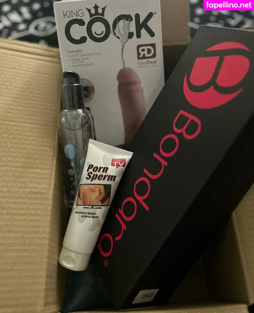 thereallyrealelp, whatalittleriotfree Nude Leaked OnlyFans Photo #KGWbMieNA1