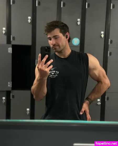 Whatscottwes OnlyFans Thumbnail #TCgxk46IaO