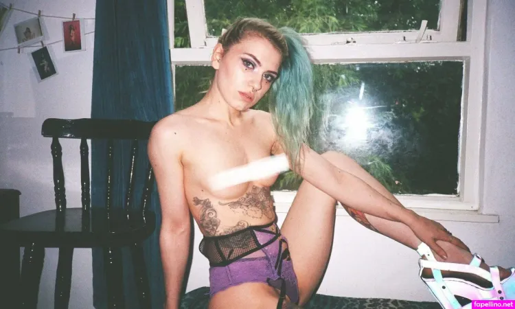 Whatsherfaceagain OnlyFans Thumbnail #eI179CsKdu