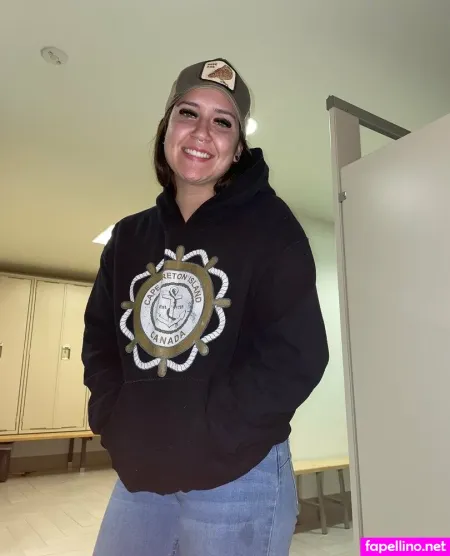 Whatsunderneath69 OnlyFans Thumbnail #7CFKMLH7ly