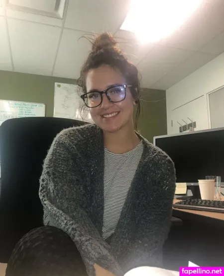 Whatsunderneath69 OnlyFans Thumbnail #CKdb1cFBWu