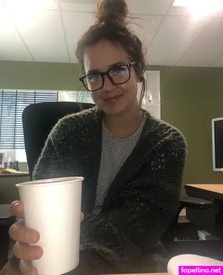 Whatsunderneath69 OnlyFans Thumbnail #LoTOYrZeLJ