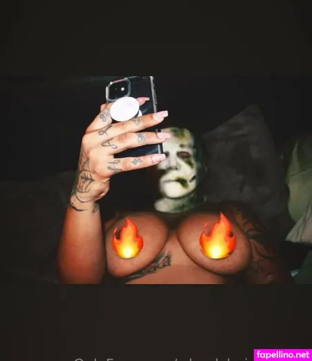 Wheelchairhoochie Main Profile Photo