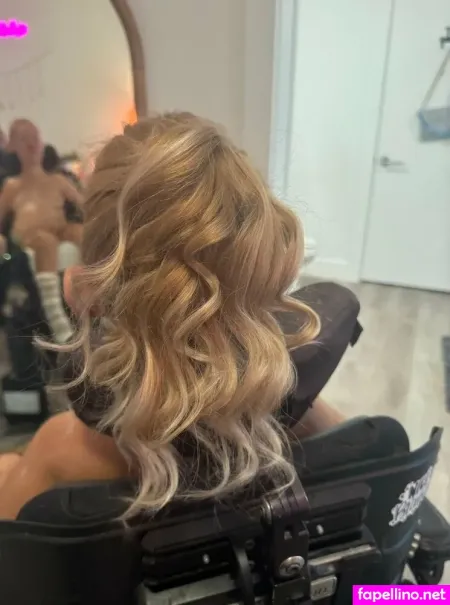 Wheelchairrapunzel 2 OnlyFans Thumbnail #0pF5JhrSQ3
