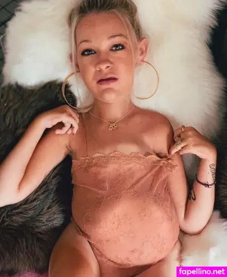 Wheelchairrapunzel 2 OnlyFans Thumbnail #xv3aVmDL8y