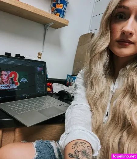 Wheezyblonde OnlyFans Thumbnail #6uma5IRxFm