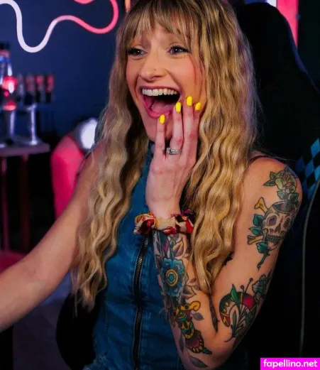 Wheezyblonde OnlyFans Thumbnail #bSteK40rCb