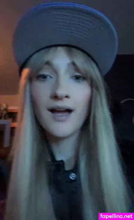 Wheezyblonde OnlyFans Thumbnail #f3pWOQcA0i