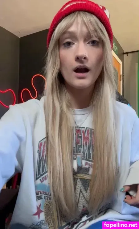 Wheezyblonde OnlyFans Thumbnail #rJjEEr2Fc9