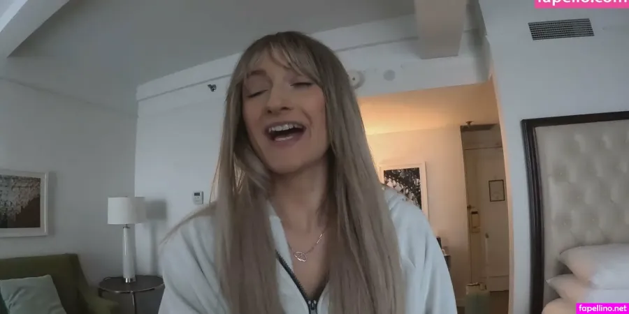 Wheezyblonde OnlyFans Thumbnail #zhLjcvPztA