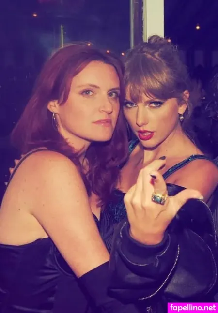 Whereismuna OnlyFans Thumbnail #fkFnNa0TyU