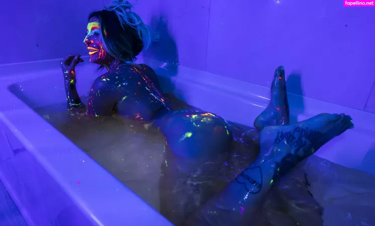 Whiskey Shotz OnlyFans Thumbnail #2wwnEYpp3l