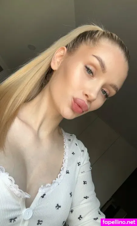 White Baby OnlyFans Thumbnail #3JPmheHEmh