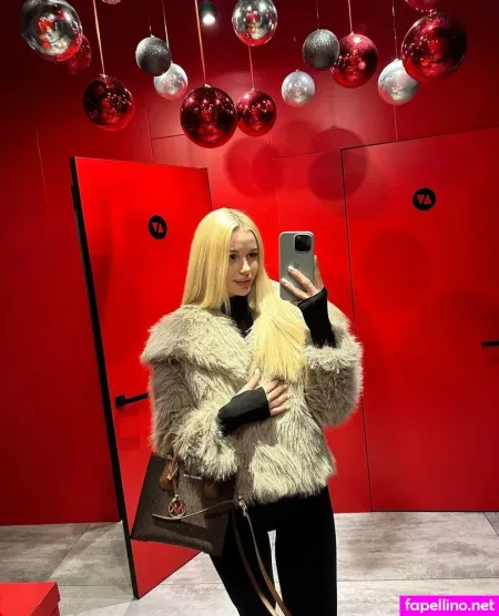 White Baby OnlyFans Thumbnail #hfR6M00tww