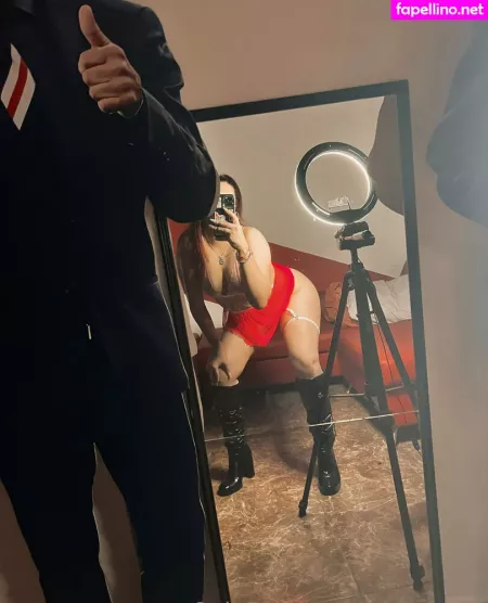 White Hen OnlyFans Thumbnail #LWrBl3kiWs