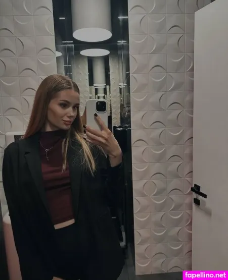 Whitebaby18 OnlyFans Thumbnail #1aIZsssV1b