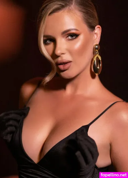 Whitecrystalgirl OnlyFans Thumbnail #Enio8UgVJG
