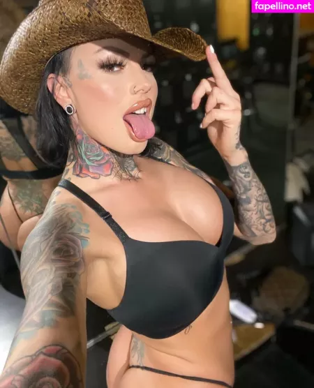 Whitedovecries OnlyFans Thumbnail #joSYgqWzXK