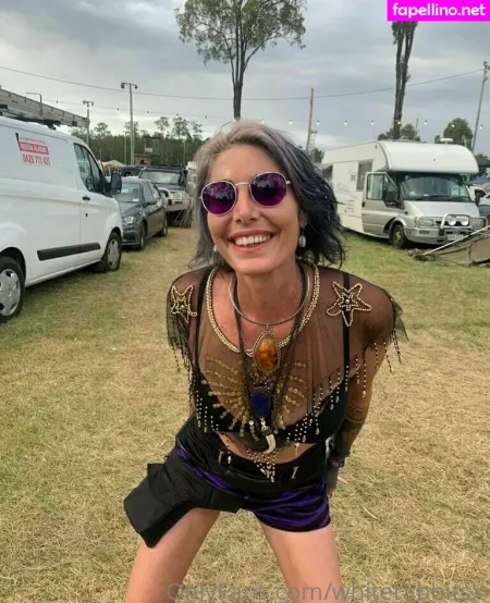 Whiterabbitsx OnlyFans Thumbnail #fAygd2aGv8