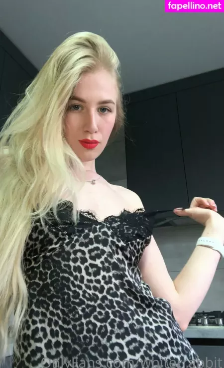 Whiterrabbit OnlyFans Thumbnail #6fuTyr5nmN