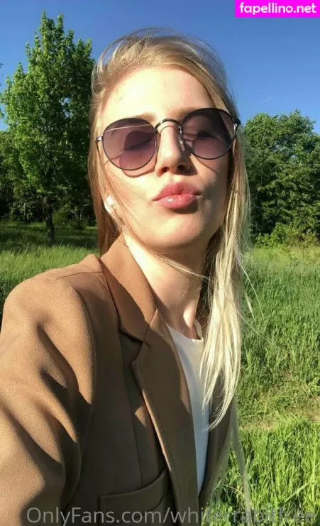 Whiterrabitfree OnlyFans Thumbnail #wncFoJqsA4
