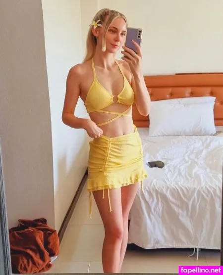 Whitespring 2 OnlyFans Thumbnail #lJdRCR2O10