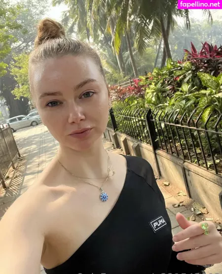 Whitewee OnlyFans Thumbnail #u3D30uM9oS