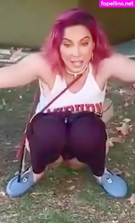 Whitney Cummings OnlyFans Thumbnail #8QwO2N0mtL