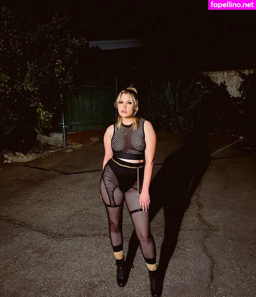TweetneyMoore, socialtoilet16, whitneysmoore Nude Leaked OnlyFans Photo #4KAMOnh5MX