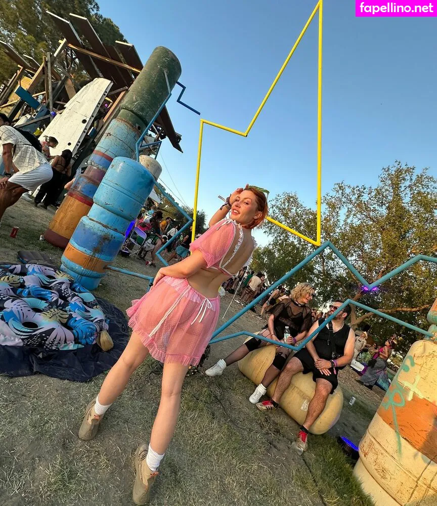 TweetneyMoore, socialtoilet16, whitneysmoore Nude Leaked OnlyFans Photo #OI8CeOO1hi