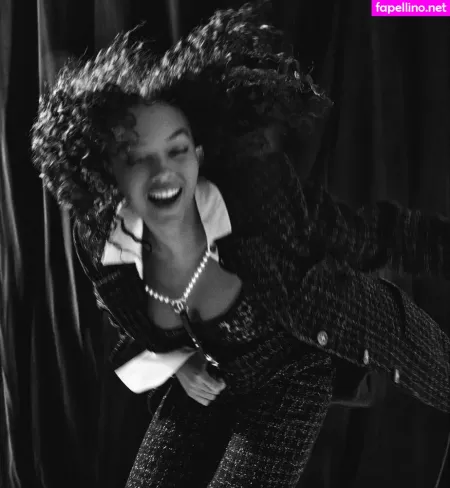 Whitney Peak OnlyFans Thumbnail #XJ30tnW1Ht