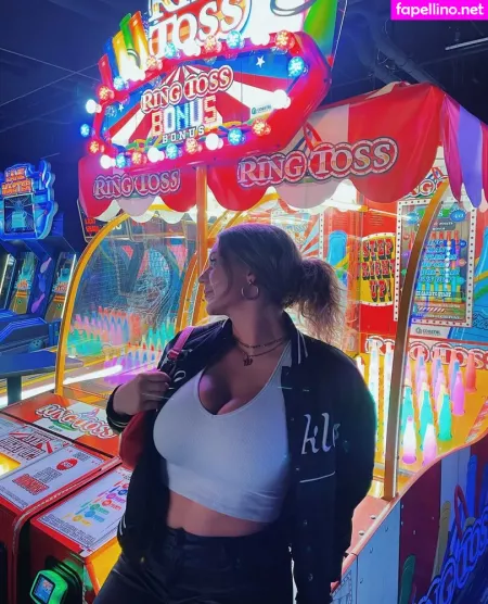 Whitney T OnlyFans Thumbnail #UIHZ5ObDs4
