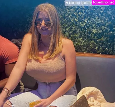 Whitney T OnlyFans Thumbnail #hzmDbGn7TP