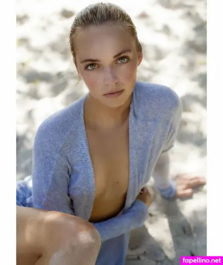 Whitney Thornqvist OnlyFans Thumbnail #xsk3n8p2yd